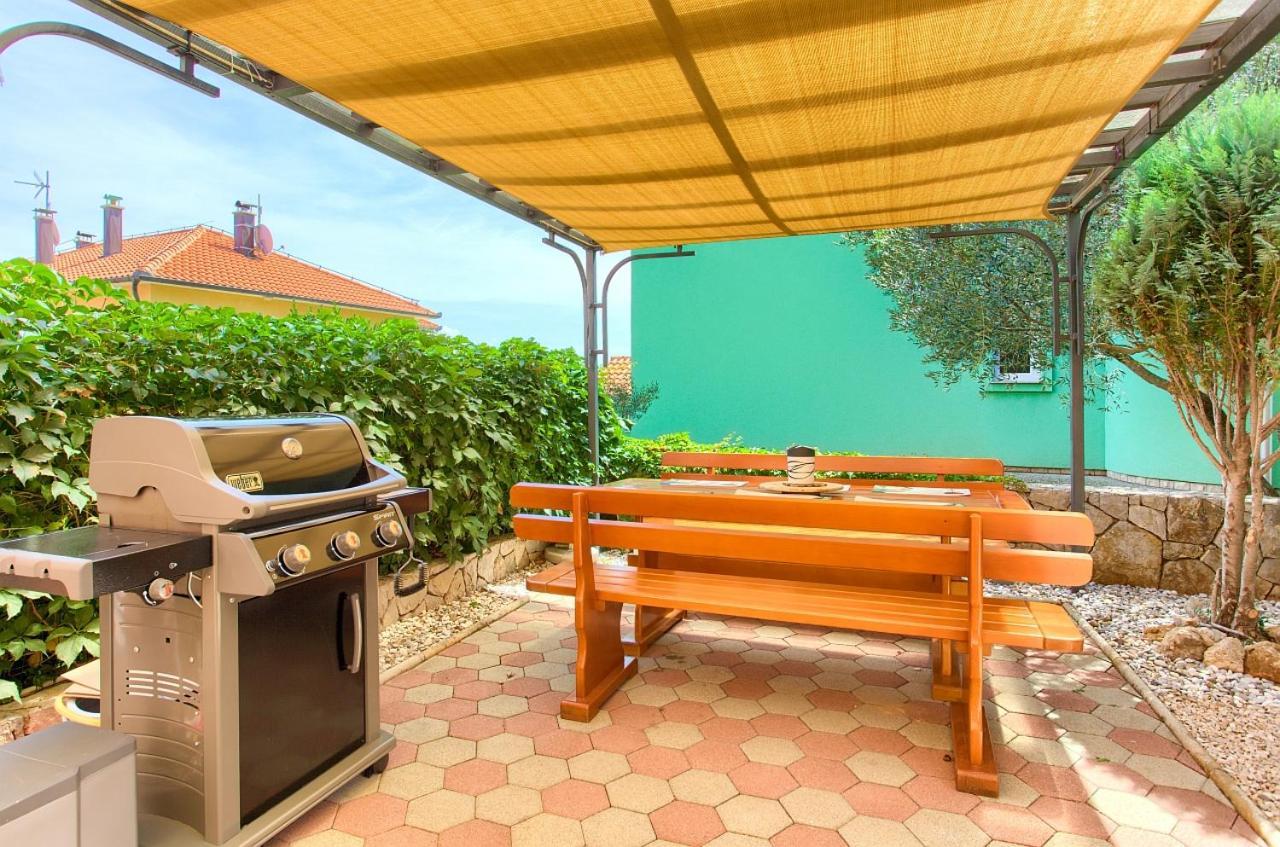 Apartman Bor Krk Krk Town Extérieur photo